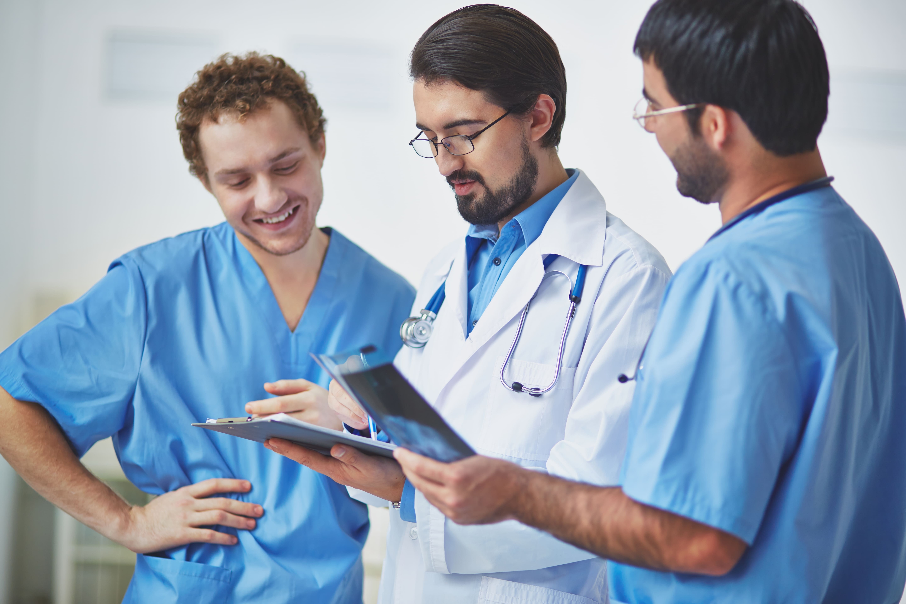 What Are the Different Healthcare Careers UK?    image